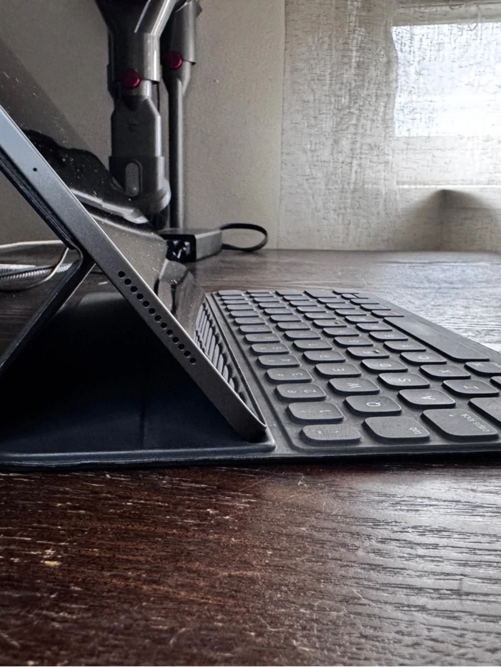 Apple iPad Pro 11” (1st gen)Keyboard Case - Black